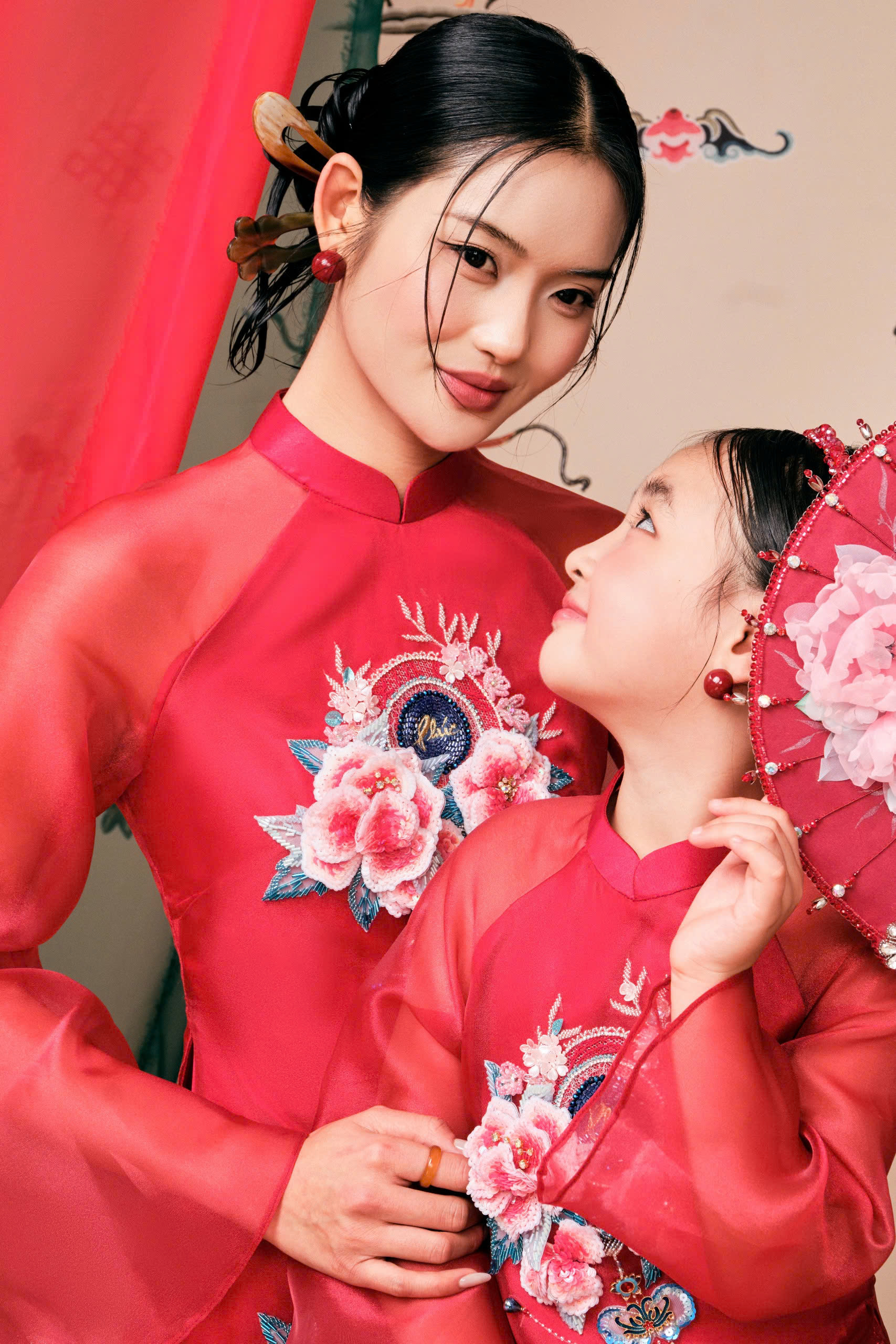 Áo dài Đào Xuân Mẫu Nghi