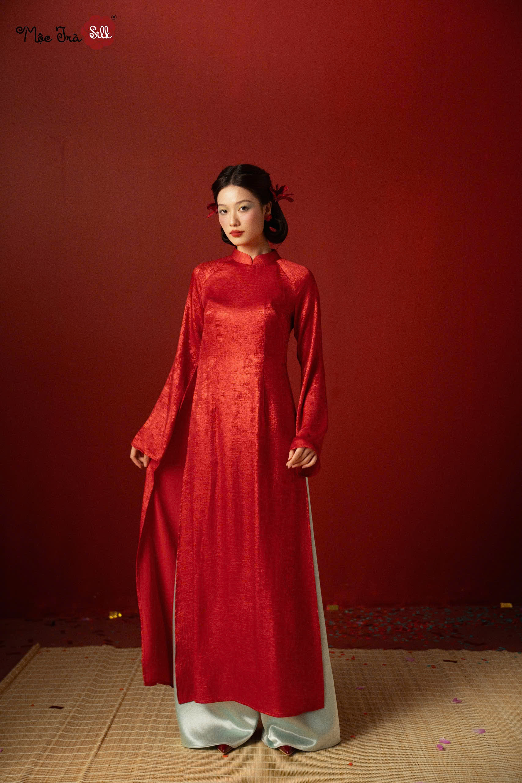 Áo dài Thục Khuê