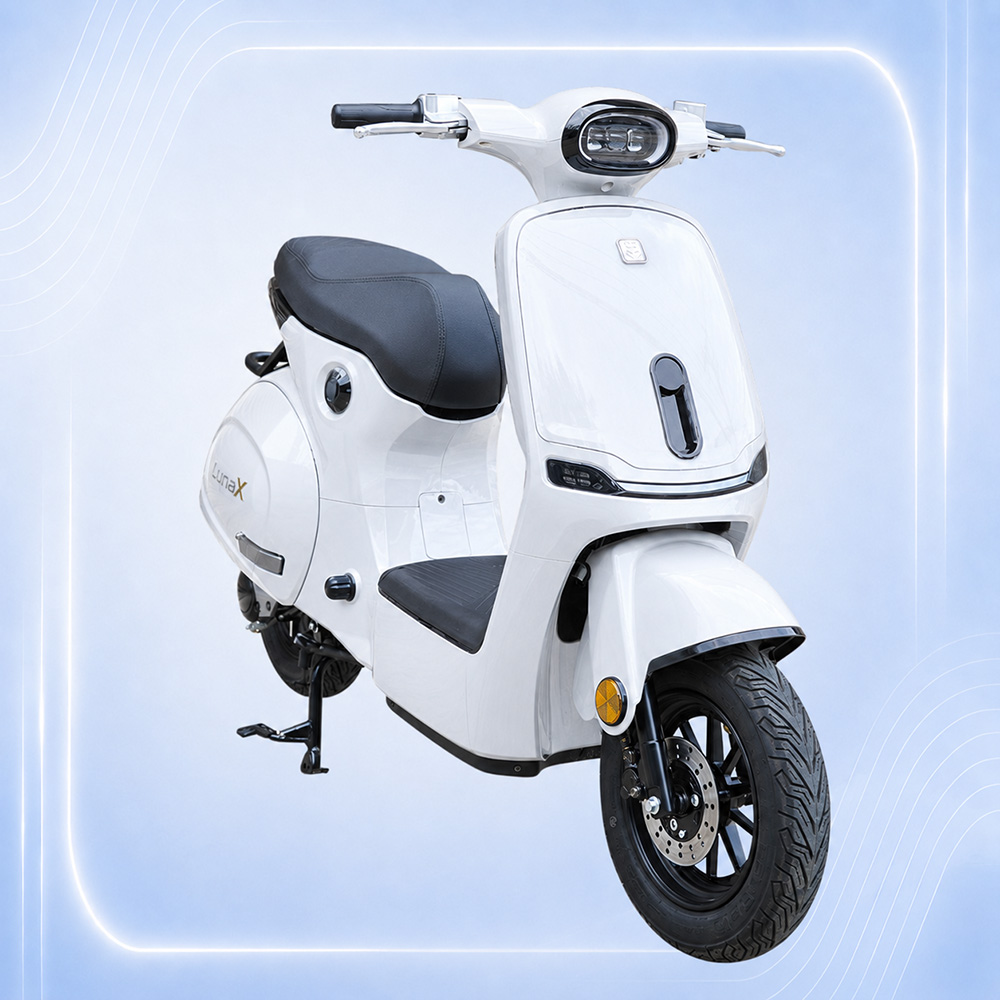 LunaX Trắng Đen