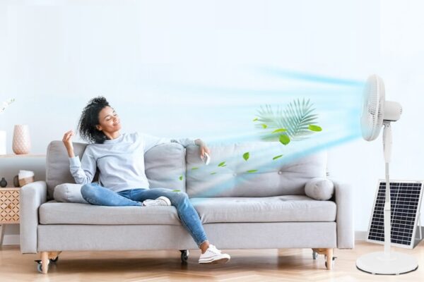 Quạt năng lượng mặt trời là gì? Tìm hiểu cấu tạo và sự khác biệt so với quạt tích điện