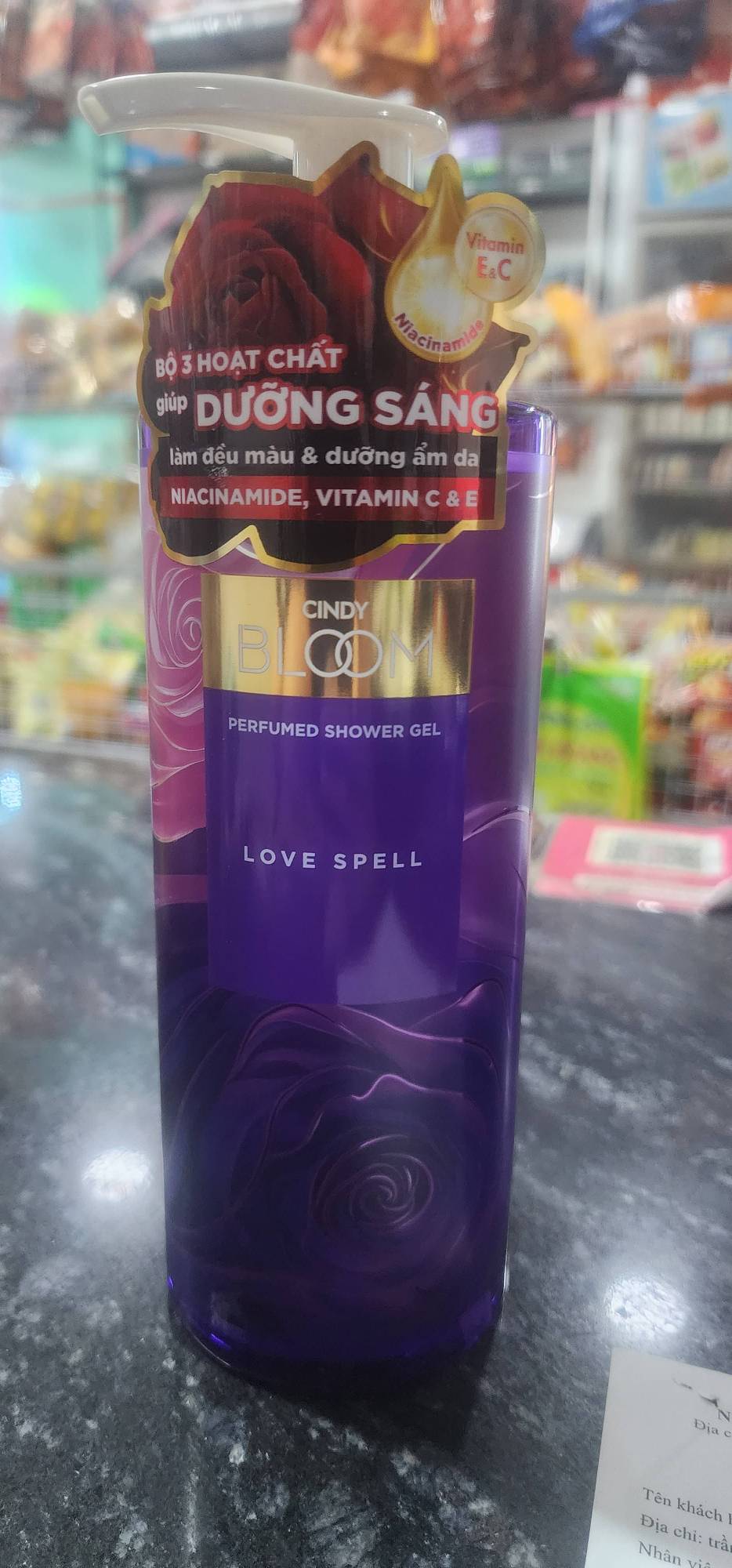 Sữa Tắm Cindy Bloom Love Spell Hương Nước Hoa Tím 640g