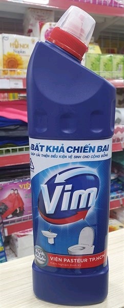 UNILEVER VIM CHẤT TẨY RỬA BỒN CẦU & NHÀ TẮM CHAI 880ML XANH BIỂN
