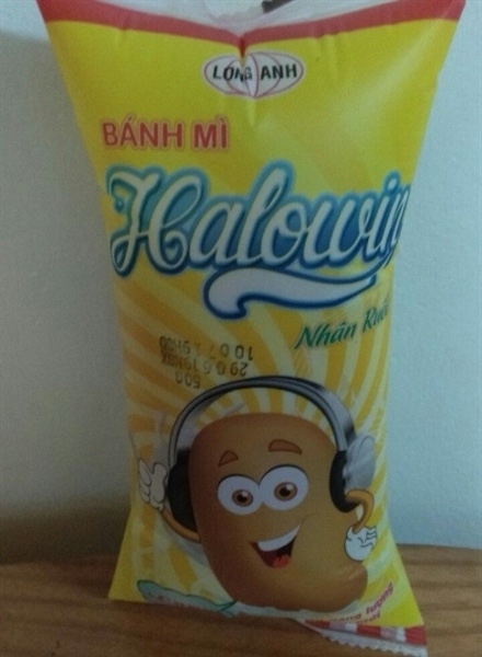 Bánh mì Halowin nhân ruốc