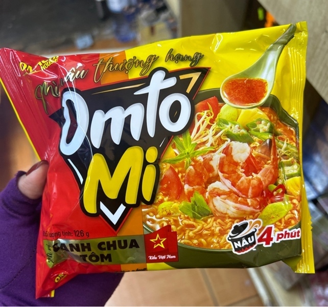MÌ OMTOMI CANH CHUA TÔM