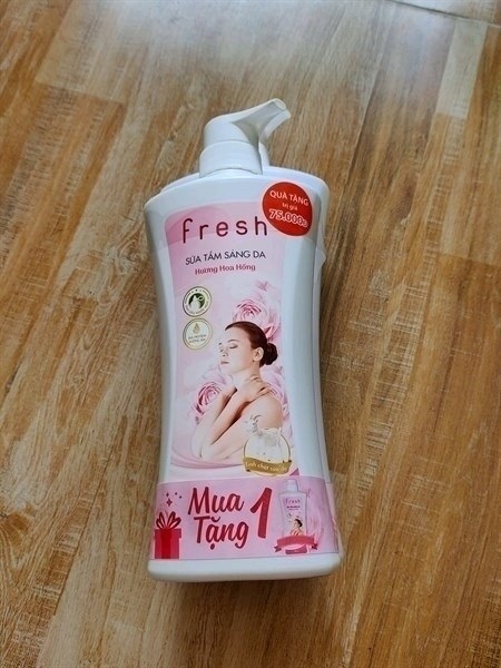 Sữa tắm Fresh trắng da Hương hoa hồng 1,2kg+st 320g