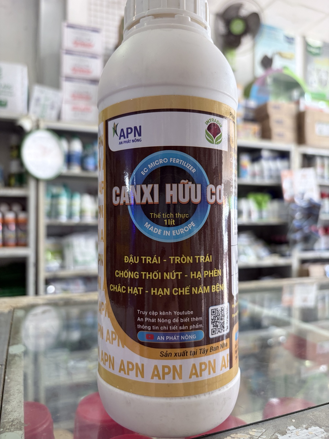 UNIKA-CA – CANXI HỮU CƠ 1 LÍT, HỖ TRỢ ĐẬU TRÁI – CHẮC CUỐNG – HẠN CHẾ NỨT TRÁI