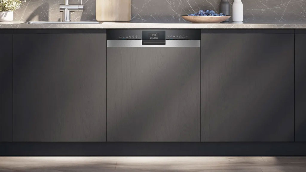 Máy rửa chén Siemens bán tích hợp với bảng điều khiển hiển thị