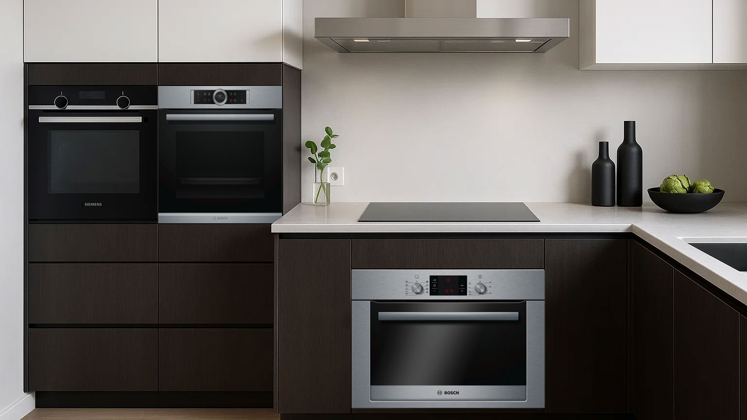 Không gian bếp hiện đại tích hợp lò Siemens iQ500 và Bosch Series 8