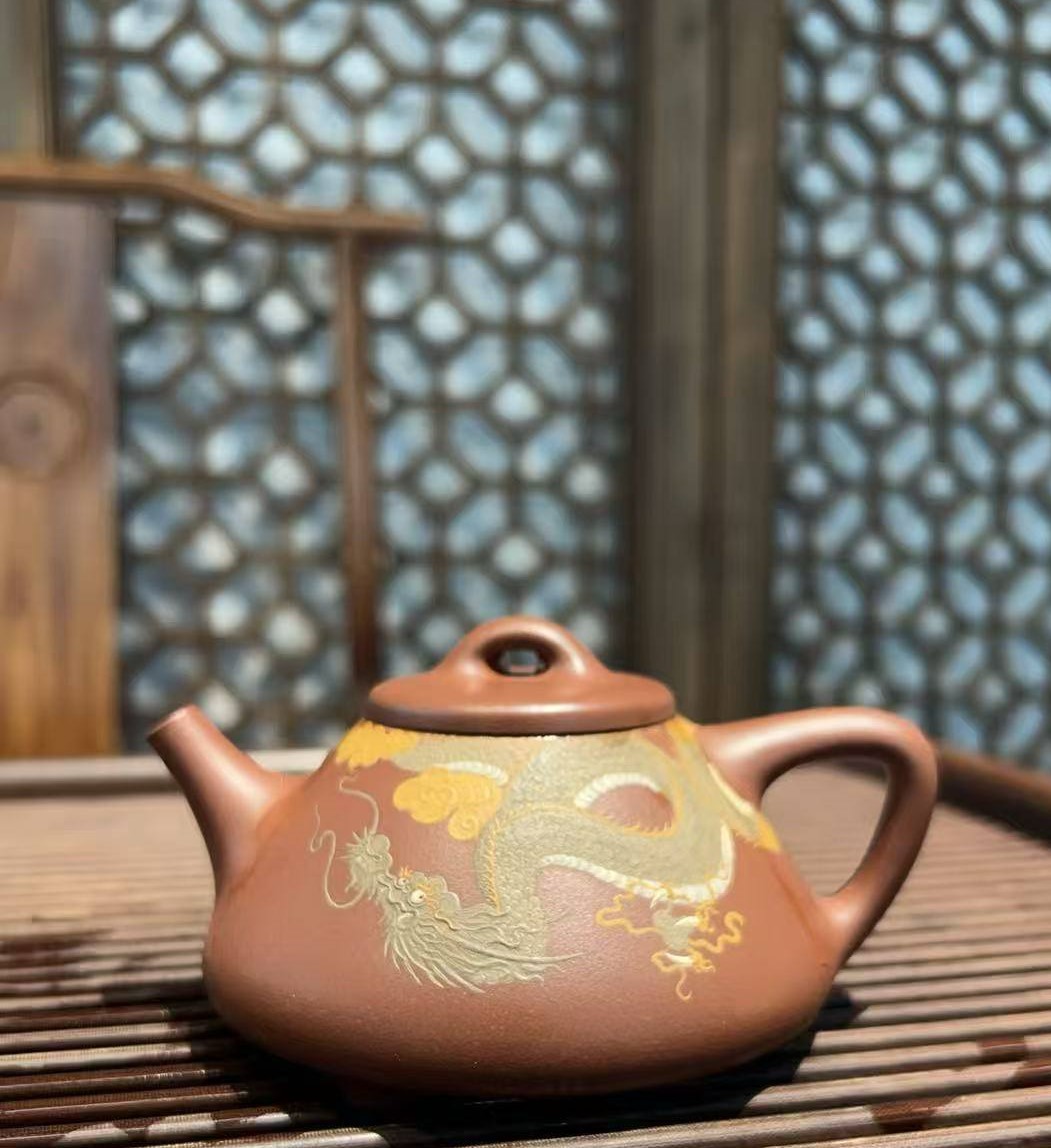 Ấm Tử Dã Thạch Biều - Đế Tào Thanh - NN Hứa Hạo - Dung tích 200ml - KT: 12.5x10x6.5cm