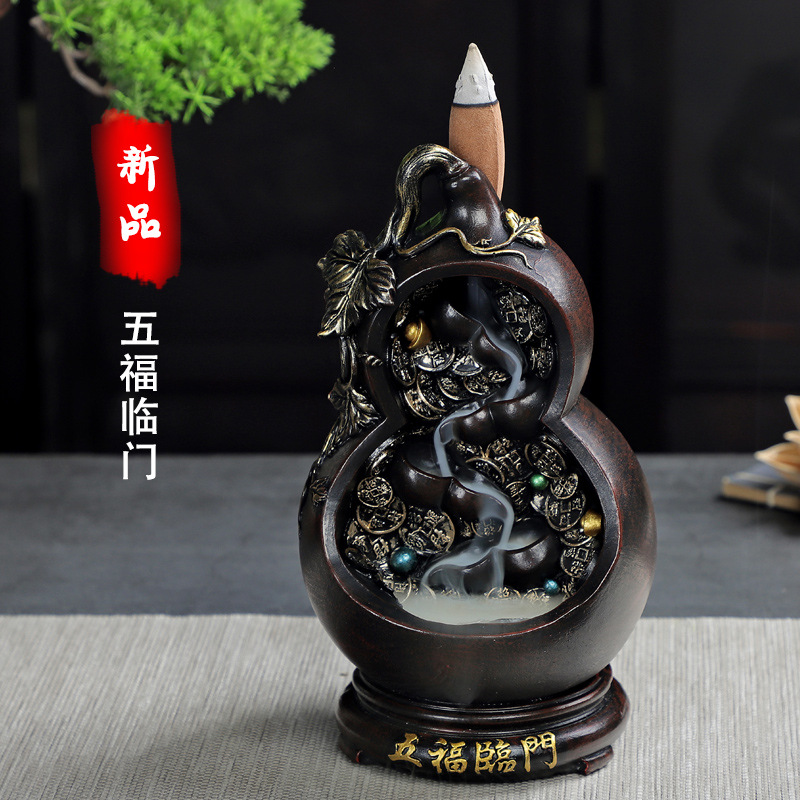 Tháp xông trầm tiểu cảnh