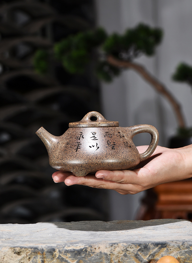 Ấm tử dã thạch biều - Thanh đoạn nê nung củi - NN Tất nhất cường - 300ml - đa khổng