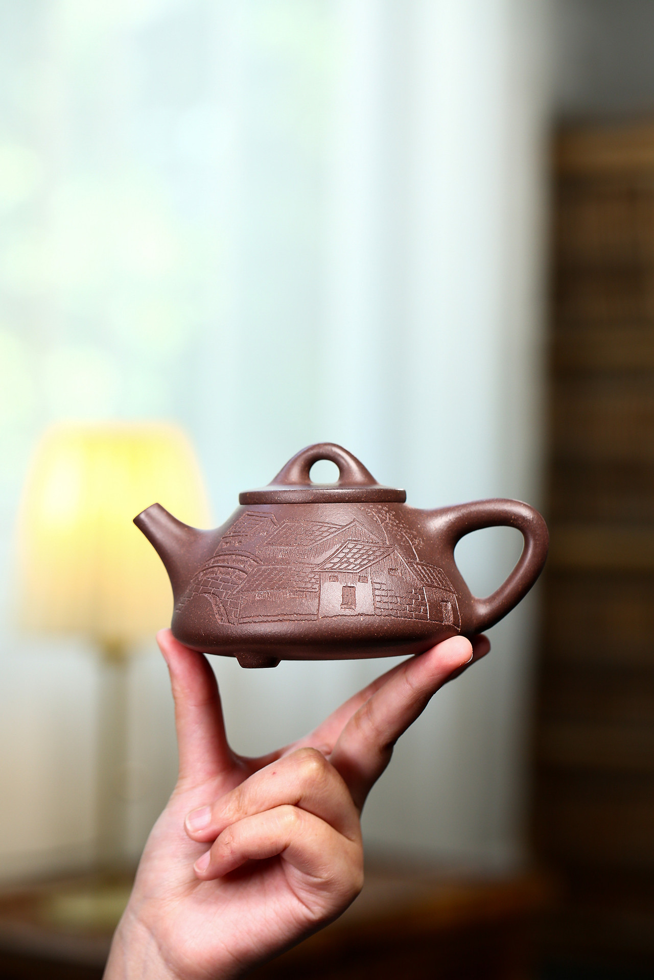 Ấm yên vũ thạch biều - Lão tử nê - NN Trần Diệp - 240ml - 14 lỗ - Tổng chiều dài: 14,5cm Cỡ nòng: 5cm Tổng chiều cao: 7,9cm