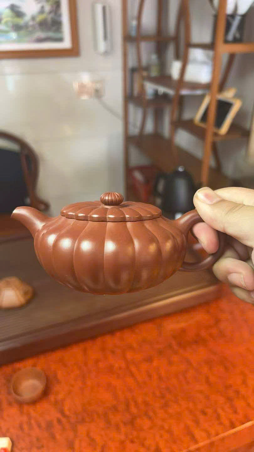 Ấm Bí Phúc - Chu Nê - NN Trần Ngọc Phương - Dung tích 200ml - kt 14.5x10x5.6cm