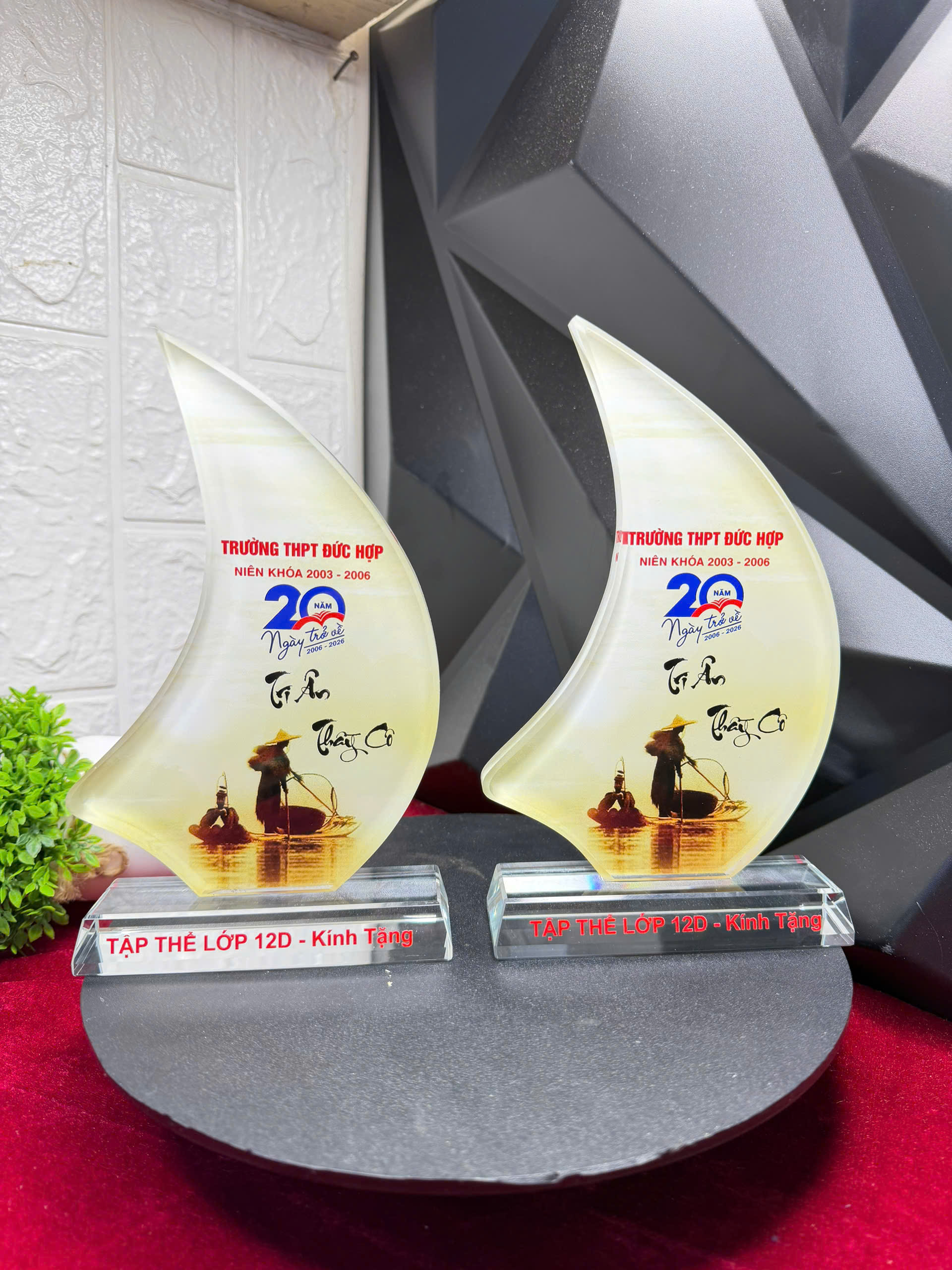 Pha Lê Cánh Buồm