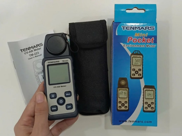 Máy đo ánh sáng UVAB Model : TM-223 Hãng SX : Tenmars - Đài Loan