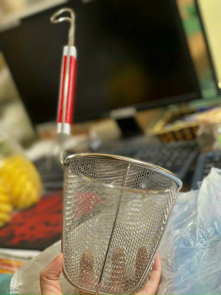 sóc phở đúc đỏ bé đẹp