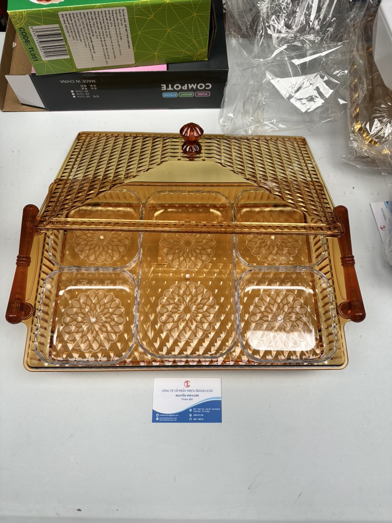 khay hộp mứt chữ nhật kim cương