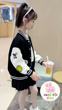 Áo khoác ấm cho bé gái