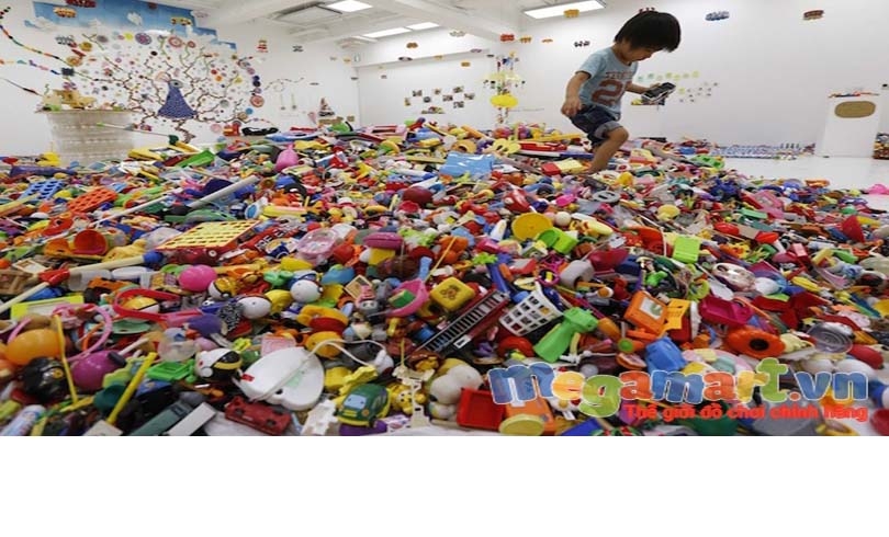 10 món đồ chơi bố mẹ không nên mua cho con