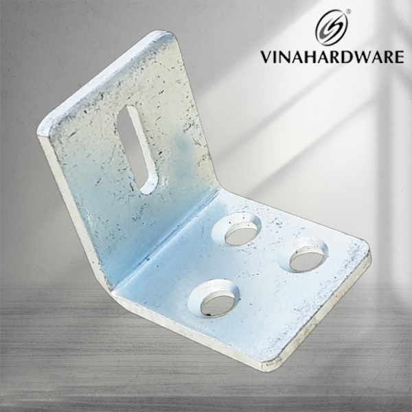 Pát sắt vuông dày 2.5mm cứng cáp P82101