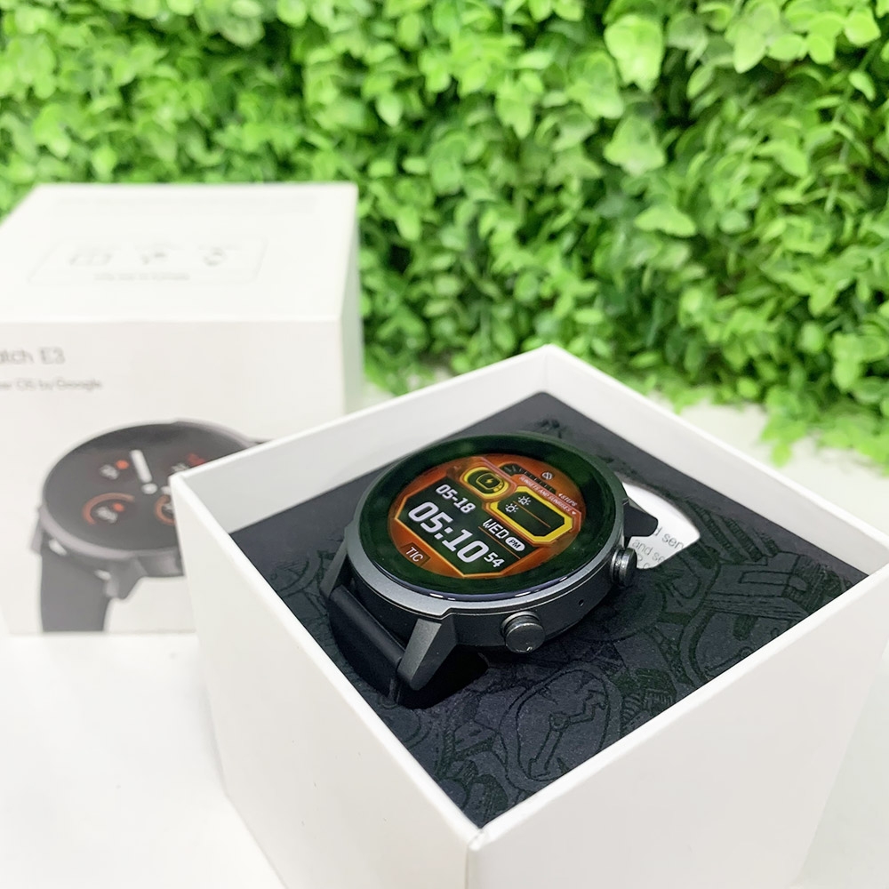 Thanh lý đồng hồ Ticwatch E3 hàng trải nghiệm | Techwear.VN