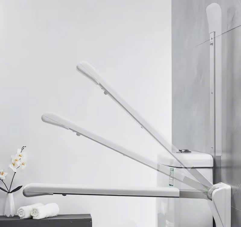 TAY VỊN GẮN TƯỜNG PHÒNG VỆ SINH  CL8917