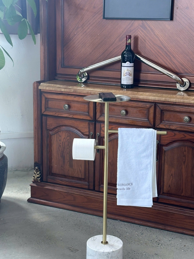 CÂY ĐỂ GIẤY VỆ SINH, KHĂN TẮM CHO KHÁCH SẠN - CAY2025