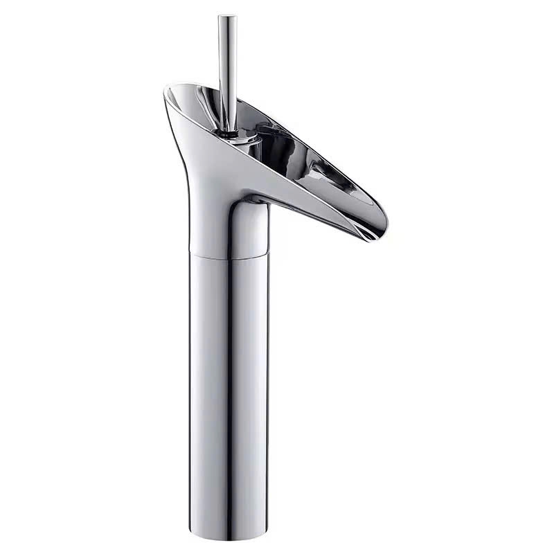 VÒI ĐỒNG CỔ KIỂU THÁC NƯỚC  5021