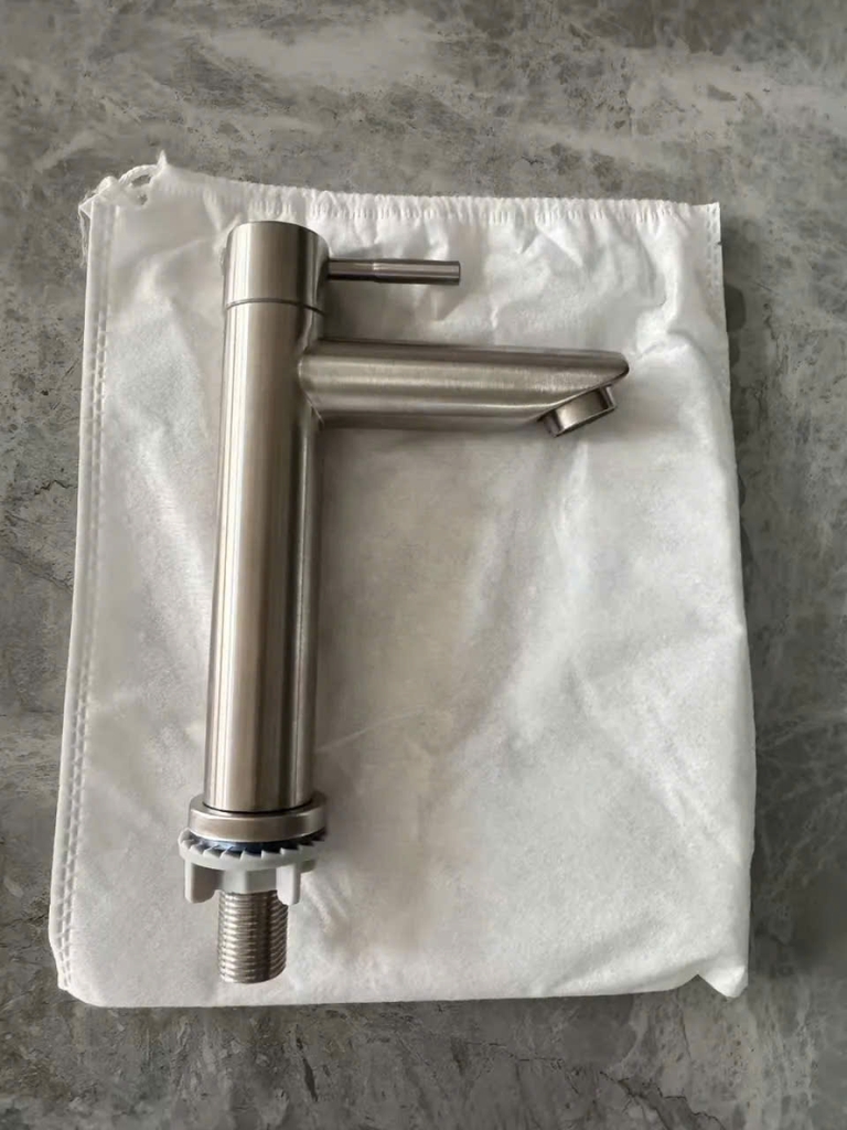 VÒI RỬA TAY NƯỚC LẠNH  SUS304 - VL111