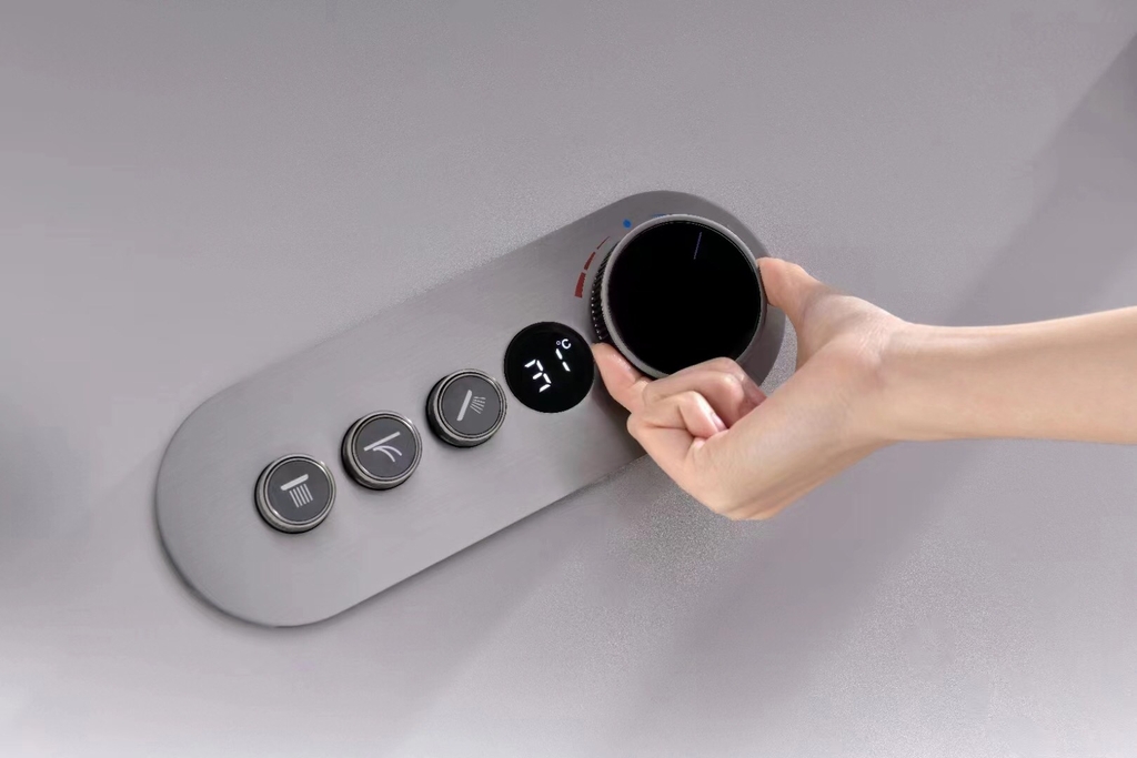 Sen tắm âm tường màu đen sang trọng - EU102-2023 CLEANMAX