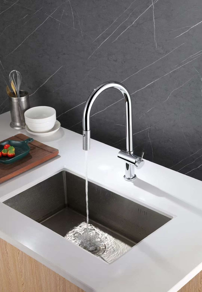 Vòi chậu rửa cảm ứng tự đóng mở nước CLEANMAX VB1208