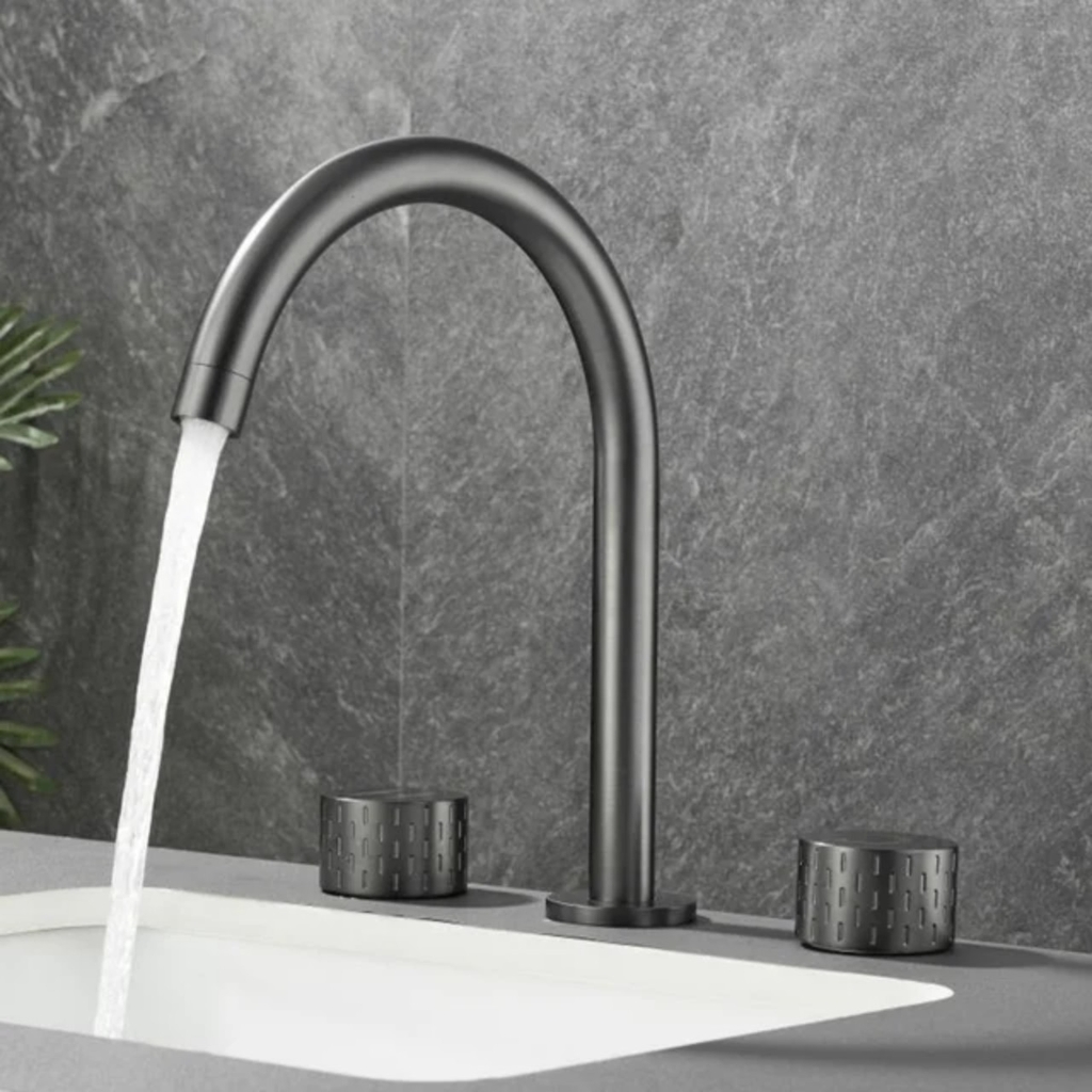 VÒI CHẬU 3 LỖ SANG TRỌNG EU688 - CLEANMAX