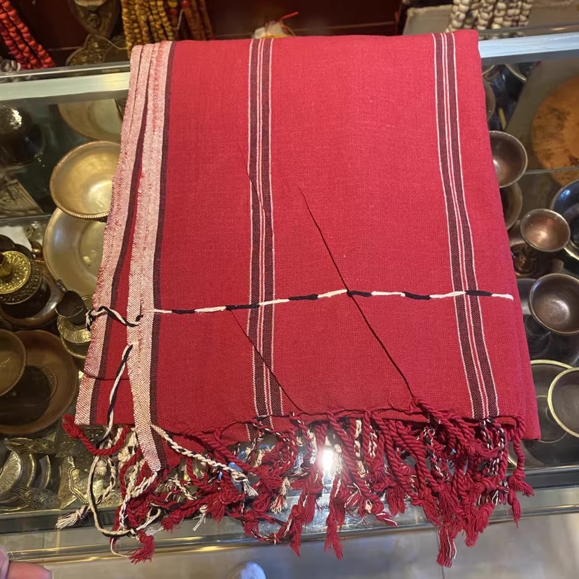 y Ngakpa vải bông lanh Tây Tạng