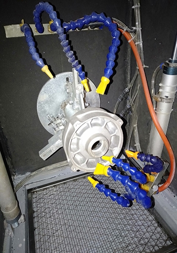 Máy rửa công nghiệp.