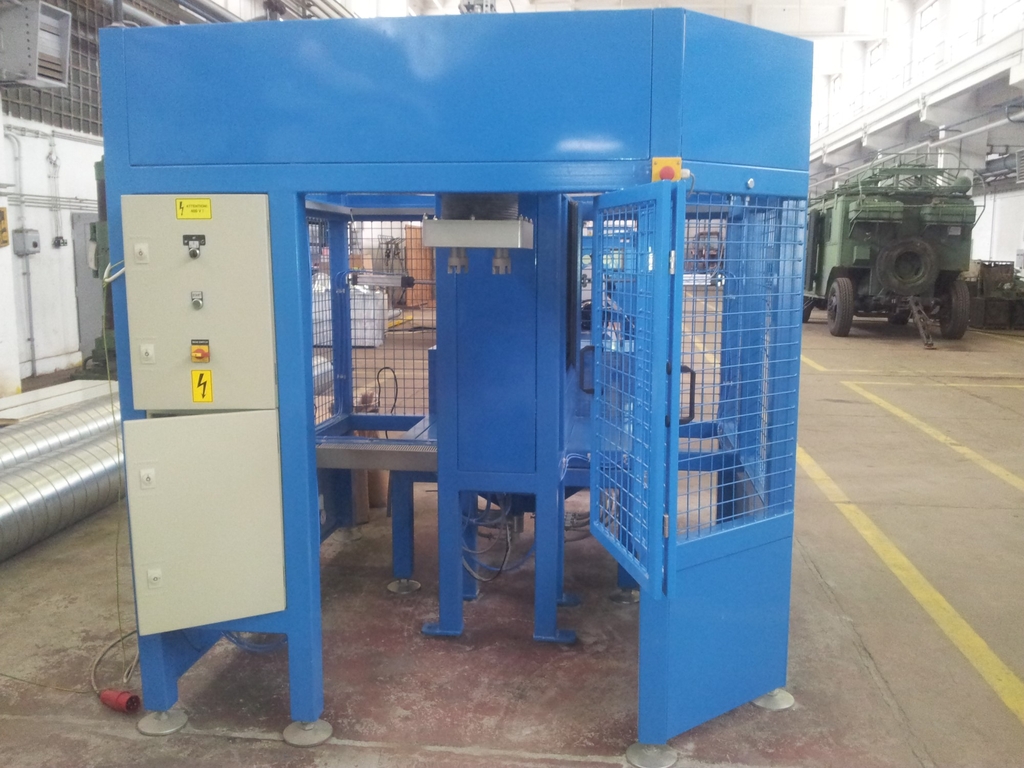 Máy phun cáp tự động năng suất cao.