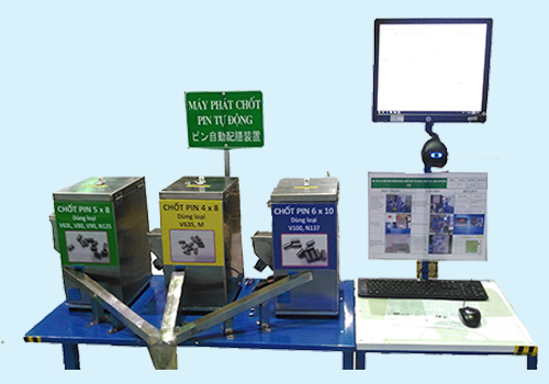 Máy cấp phôi kiểu quay tự động.