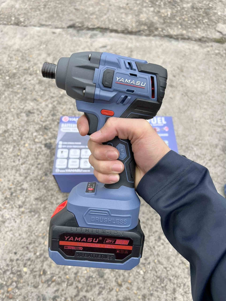 MÁY SIẾT VÍT ĐỘNG LỰC PIN 21V YAMASU YMS-M230CV