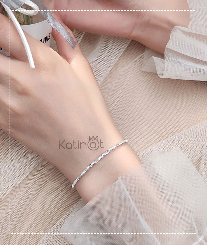 Lắc tay bạc kiểu dáng xoắn nhẹ