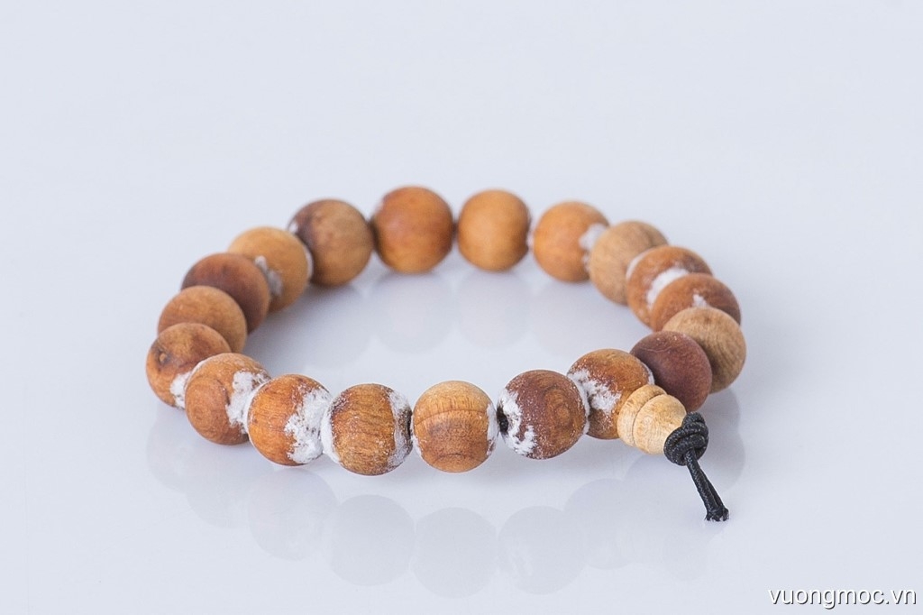 Vòng gỗ Hoàng Đàn 10mm
