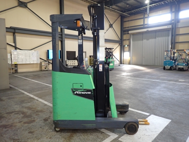 Xe nâng điện cũ reachtruck 1.5 tấn Toyota 8FBR15, chiều cao nâng 4m. Sx 2020