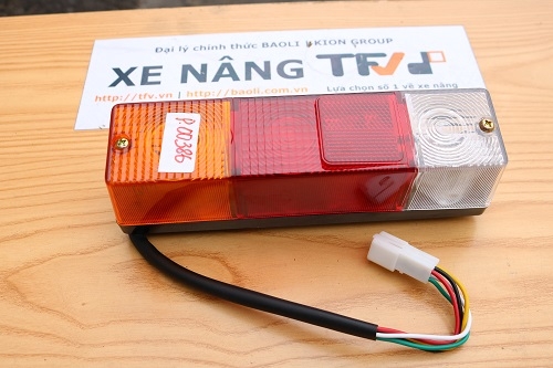 Cụm đèn hậu xe nâng TCM động cơ C40 mã HS-LL024 hàng mới 100%