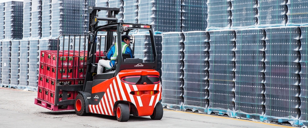 Xe nâng điện Linde E25S-01