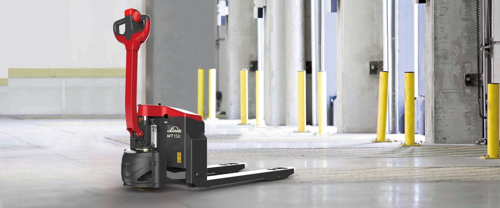 Xe nâng tay điện Linde 1.2-3 tấn