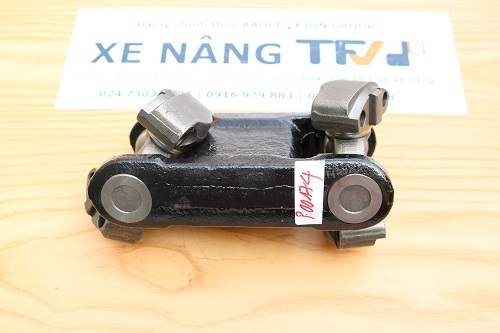 Trục các đăng xe nâng Toyota model 8FD10~30, 8FG10~30 mã 37210-26601-71. Mã P.00174