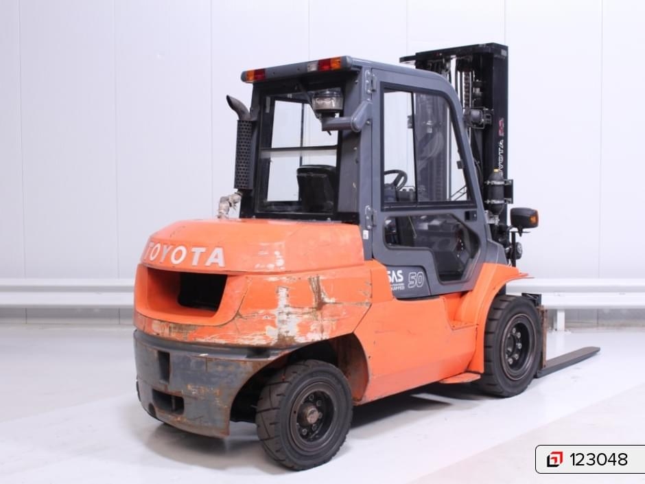 Xe nâng cũ 123048 Toyota 42-7-FD-45