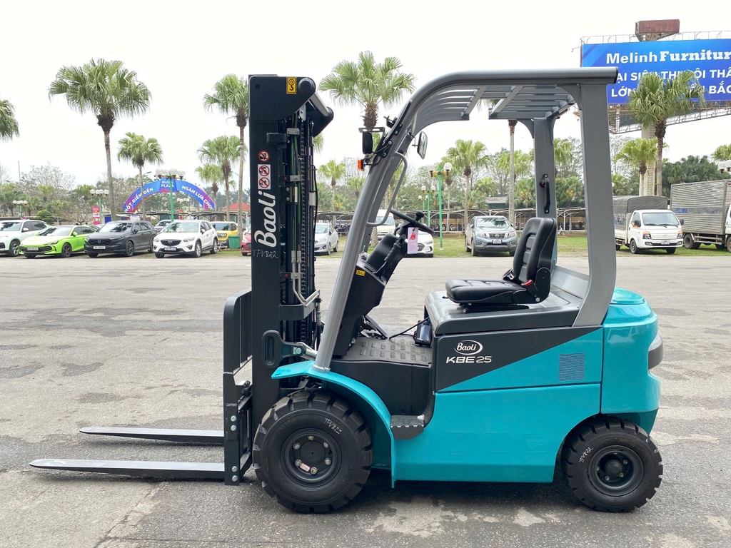 Xe nâng điện 2.5 tấn Baoli KBE25-01. Nâng cao 4.7m. Sản xuất 2025. Mới 100%. Mã XM.B25BAT47.00867