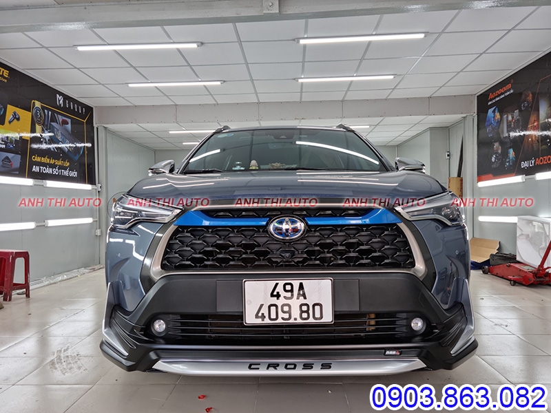 Toyota Corolla Cross ra mắt Việt Nam Giá từ 720 triệu đồng đua top công  nghệ phân khúc