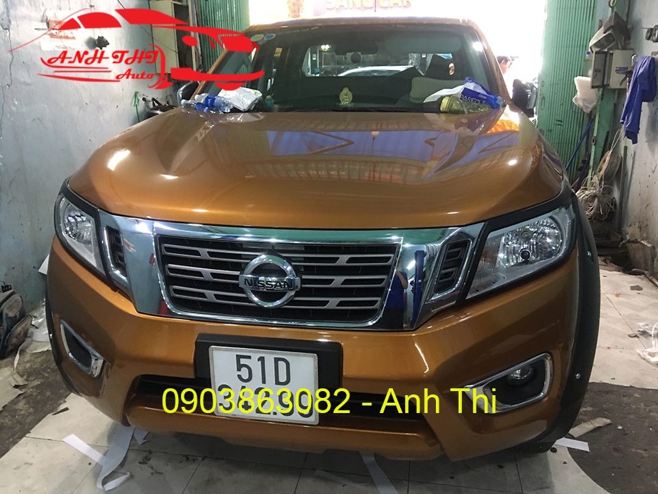 Giá xe ôtô hôm nay 246 Nissan Navara 2018 giảm nhẹ