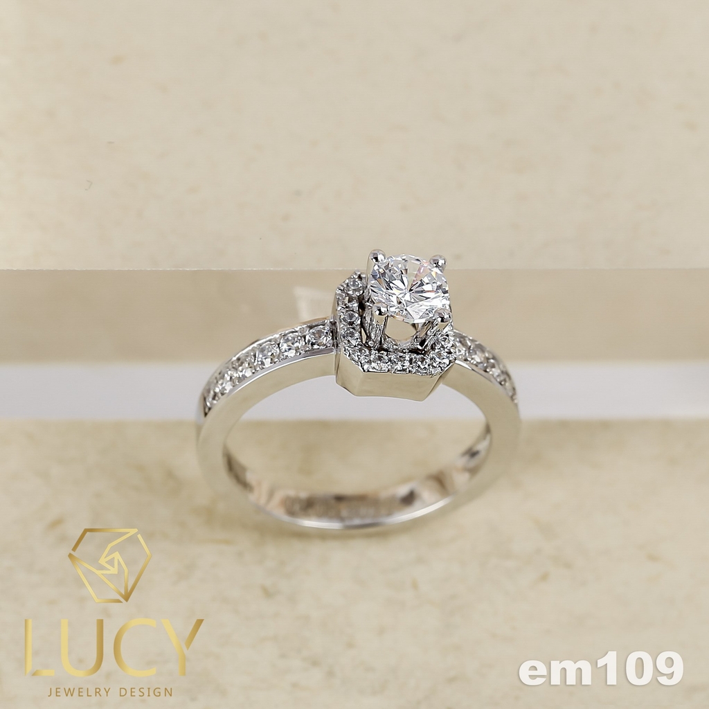 EM109 Nhẫn cầu hôn đính hôn, nhẫn vàng nữ, nhẫn ổ kim cương 4.5mm - Lucy Jewelry