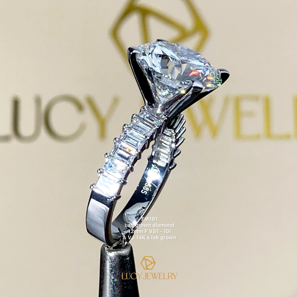 EM181 - Nhẫn cầu hôn, round cut, 12mm - Lucy Jewelry